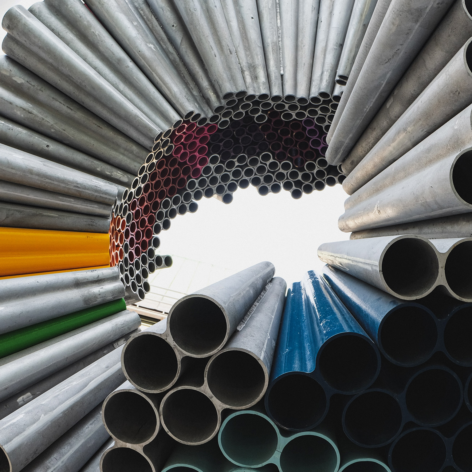 steel pipes photo